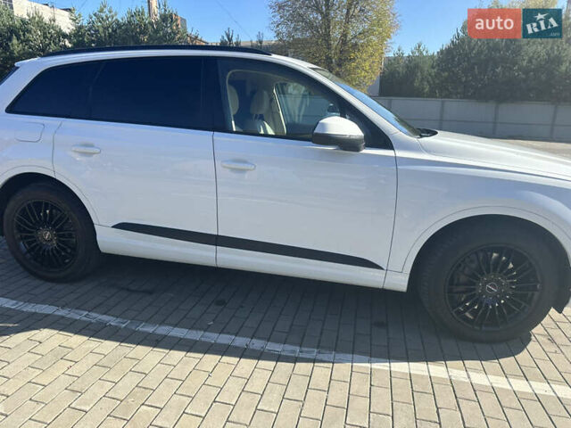 Белый Ауди Ку 7, объемом двигателя 3 л и пробегом 145 тыс. км за 31500 $, фото 38 на Automoto.ua