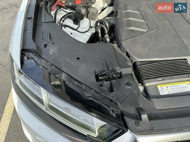 Білий Ауді Ку 7, об'ємом двигуна 3 л та пробігом 58 тис. км за 37500 $, фото 40 на Automoto.ua