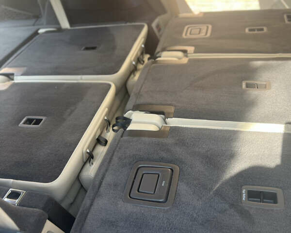 Білий Ауді Ку 7, об'ємом двигуна 3 л та пробігом 42 тис. км за 34000 $, фото 33 на Automoto.ua