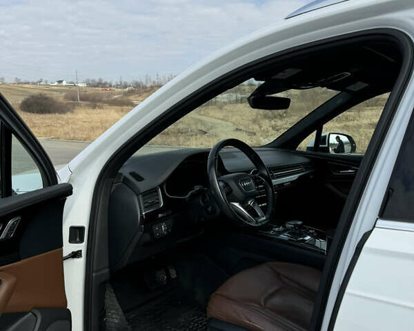 Білий Ауді Ку 7, об'ємом двигуна 3 л та пробігом 130 тис. км за 42000 $, фото 18 на Automoto.ua