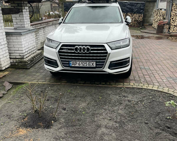 Белый Ауди Ку 7, объемом двигателя 2 л и пробегом 76 тыс. км за 35000 $, фото 2 на Automoto.ua