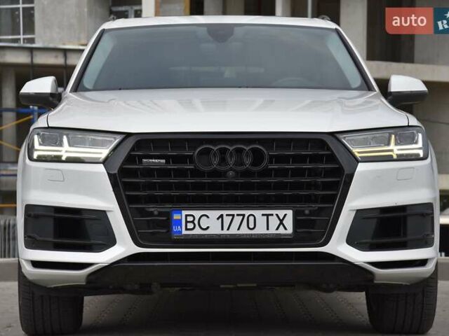 Белый Ауди Ку 7, объемом двигателя 3 л и пробегом 169 тыс. км за 29950 $, фото 1 на Automoto.ua