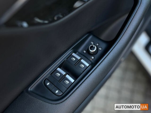 Белый Ауди Ку 7, объемом двигателя 3 л и пробегом 157 тыс. км за 35700 $, фото 22 на Automoto.ua