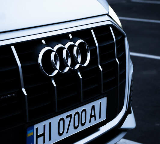 Белый Ауди Ку 7, объемом двигателя 3 л и пробегом 190 тыс. км за 43500 $, фото 4 на Automoto.ua