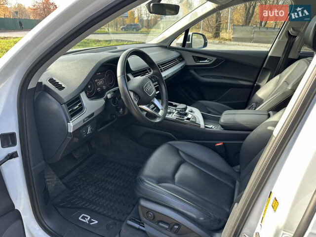 Білий Ауді Ку 7, об'ємом двигуна 3 л та пробігом 58 тис. км за 37500 $, фото 29 на Automoto.ua