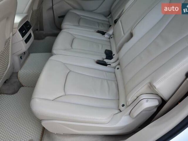 Білий Ауді Ку 7, об'ємом двигуна 3 л та пробігом 99 тис. км за 31800 $, фото 53 на Automoto.ua