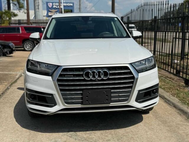 Белый Ауди Ку 7, объемом двигателя 0 л и пробегом 37 тыс. км за 15000 $, фото 1 на Automoto.ua