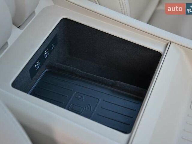 Білий Ауді Ку 7, об'ємом двигуна 3 л та пробігом 99 тис. км за 34999 $, фото 44 на Automoto.ua