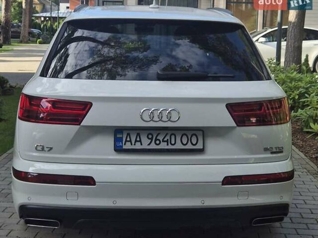 Белый Ауди Ку 7, объемом двигателя 2.97 л и пробегом 120 тыс. км за 51000 $, фото 1 на Automoto.ua