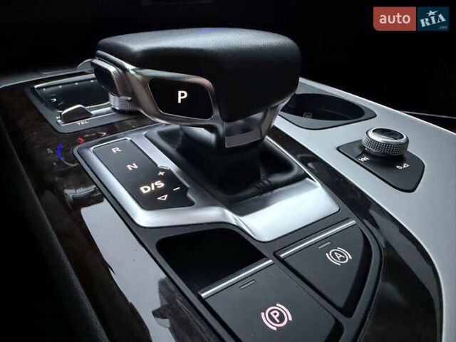 Белый Ауди Ку 7, объемом двигателя 1.98 л и пробегом 166 тыс. км за 30000 $, фото 27 на Automoto.ua