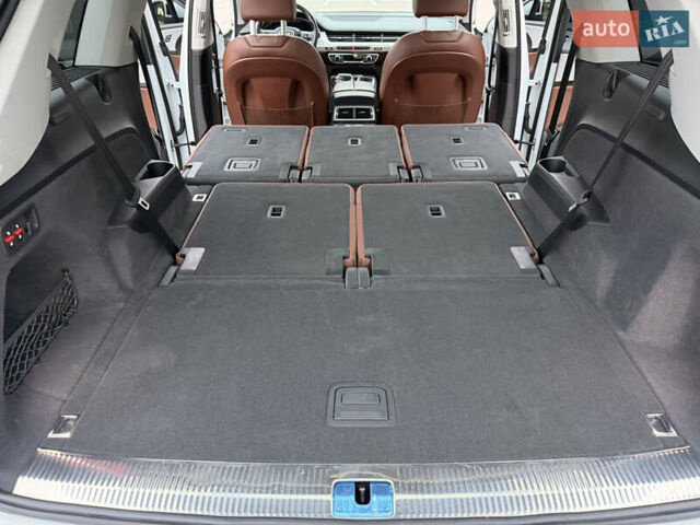 Белый Ауди Ку 7, объемом двигателя 1.98 л и пробегом 166 тыс. км за 30000 $, фото 10 на Automoto.ua