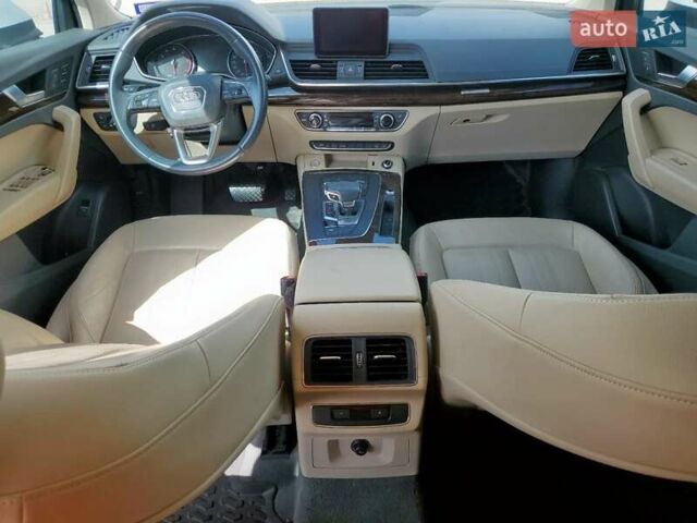 Белый Ауди Ку 7, объемом двигателя 3 л и пробегом 87 тыс. км за 9700 $, фото 7 на Automoto.ua