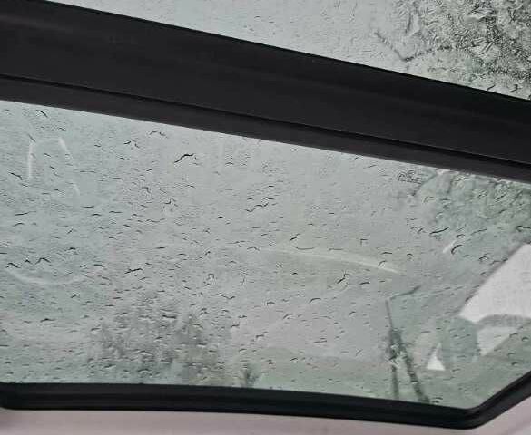 Білий Ауді Ку 7, об'ємом двигуна 2 л та пробігом 78 тис. км за 16500 $, фото 7 на Automoto.ua