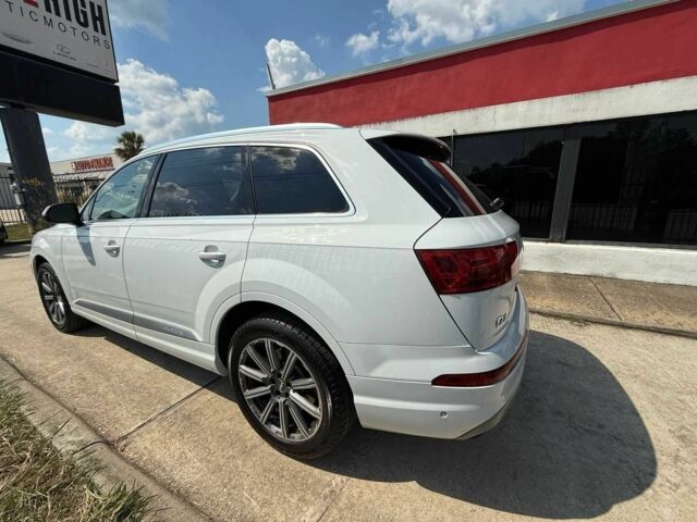 Белый Ауди Ку 7, объемом двигателя 0 л и пробегом 37 тыс. км за 15000 $, фото 8 на Automoto.ua