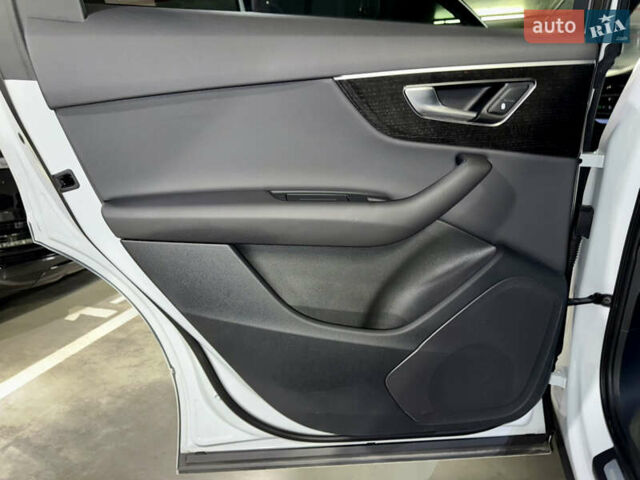 Білий Ауді Ку 7, об'ємом двигуна 3 л та пробігом 15 тис. км за 49000 $, фото 23 на Automoto.ua