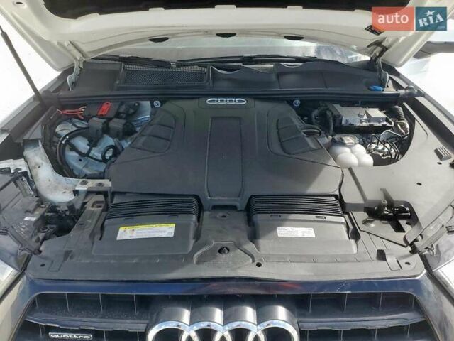 Ауди Ку 7 2019 в Львове на Automoto.ua Белый Ауди Ку 7, объемом двигателя 3 л и пробегом 71 тыс. км за 8000 $, фото 11 на Automoto.ua
