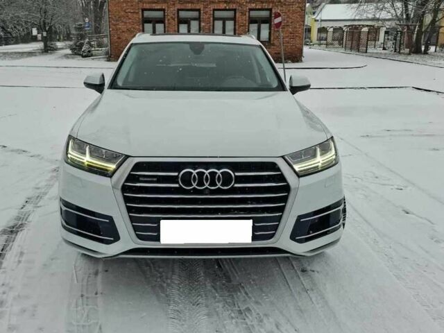 Білий Ауді Ку 7, об'ємом двигуна 2 л та пробігом 78 тис. км за 16500 $, фото 1 на Automoto.ua