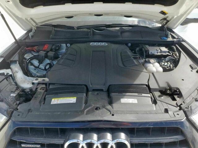 Белый Ауди Ку 7, объемом двигателя 3 л и пробегом 71 тыс. км за 7400 $, фото 11 на Automoto.ua