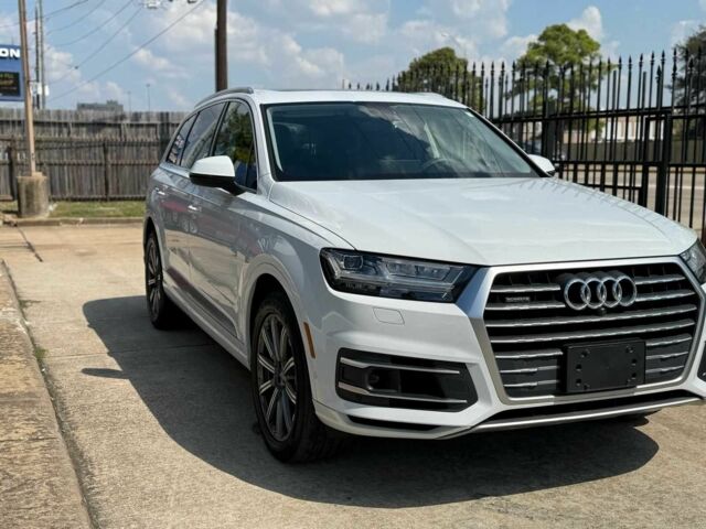 Белый Ауди Ку 7, объемом двигателя 0 л и пробегом 37 тыс. км за 15000 $, фото 2 на Automoto.ua