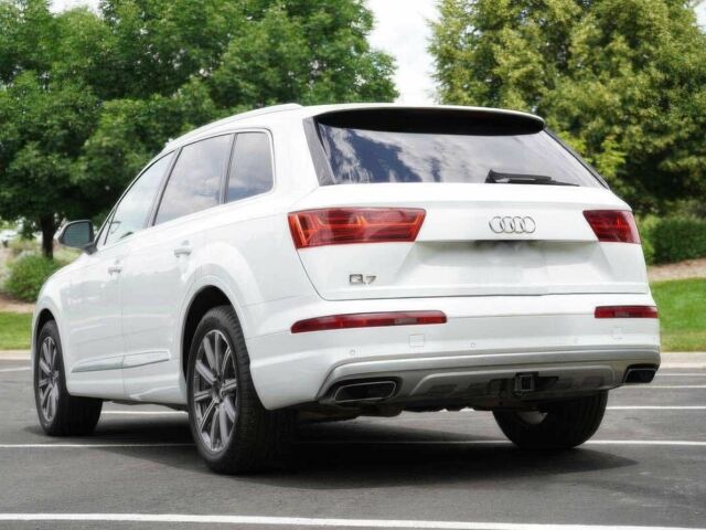 Білий Ауді Ку 7, об'ємом двигуна 0 л та пробігом 52 тис. км за 14400 $, фото 6 на Automoto.ua