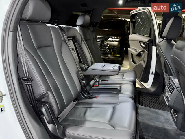 Ауді Ку 7 2019 у Києві на Automoto.ua Білий Ауді Ку 7, об'ємом двигуна 3 л та пробігом 15 тис. км за 51000 $, фото 28 на Automoto.ua