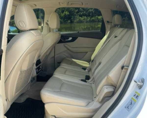 Белый Ауди Ку 7, объемом двигателя 3 л и пробегом 89 тыс. км за 13500 $, фото 10 на Automoto.ua