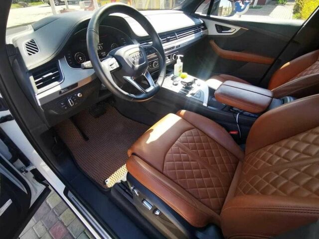 Белый Ауди Ку 7, объемом двигателя 3 л и пробегом 150 тыс. км за 20000 $, фото 4 на Automoto.ua