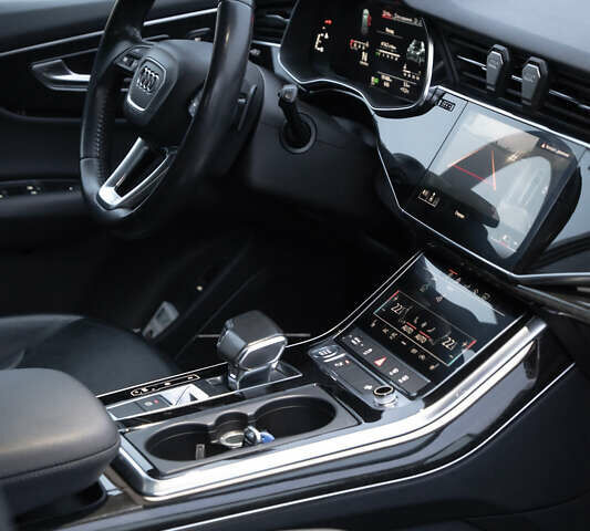 Белый Ауди Ку 7, объемом двигателя 3 л и пробегом 190 тыс. км за 43500 $, фото 12 на Automoto.ua