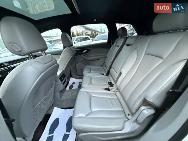 Белый Ауди Ку 7, объемом двигателя 3 л и пробегом 160 тыс. км за 21000 $, фото 18 на Automoto.ua