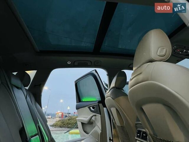 Білий Ауді Ку 7, об'ємом двигуна 3 л та пробігом 210 тис. км за 19999 $, фото 31 на Automoto.ua