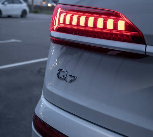 Белый Ауди Ку 7, объемом двигателя 3 л и пробегом 190 тыс. км за 43500 $, фото 8 на Automoto.ua