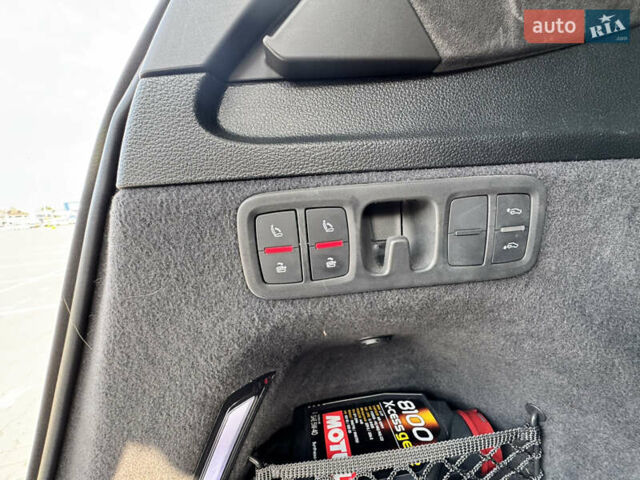 Белый Ауди Ку 7, объемом двигателя 3 л и пробегом 79 тыс. км за 41000 $, фото 24 на Automoto.ua