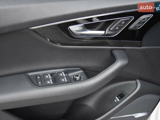 Белый Ауди Ку 7, объемом двигателя 3 л и пробегом 169 тыс. км за 29950 $, фото 44 на Automoto.ua