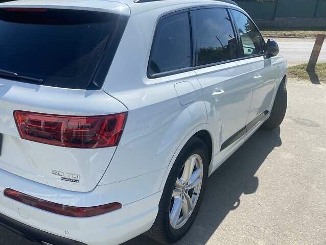 Белый Ауди Ку 7, объемом двигателя 2.97 л и пробегом 117 тыс. км за 52500 $, фото 2 на Automoto.ua