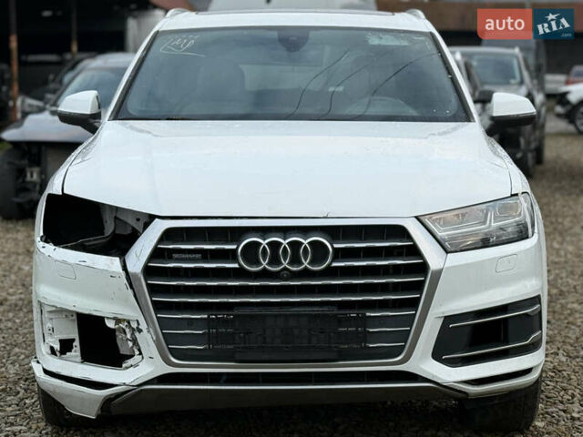 Белый Ауди Ку 7, объемом двигателя 3 л и пробегом 160 тыс. км за 21000 $, фото 7 на Automoto.ua