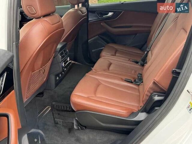 Білий Ауді Ку 7, об'ємом двигуна 3 л та пробігом 140 тис. км за 9300 $, фото 5 на Automoto.ua