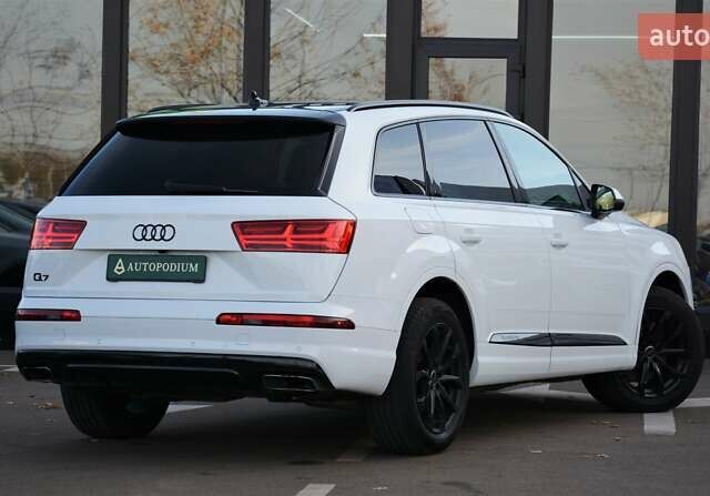 Білий Ауді Ку 7, об'ємом двигуна 3 л та пробігом 99 тис. км за 34999 $, фото 13 на Automoto.ua