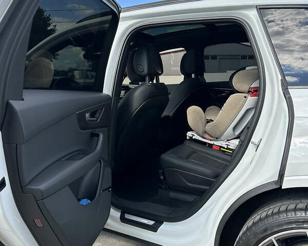 Білий Ауді Ку 7, об'ємом двигуна 3 л та пробігом 110 тис. км за 42000 $, фото 10 на Automoto.ua