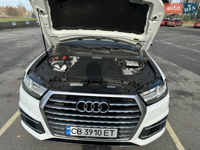 Білий Ауді Ку 7, об'ємом двигуна 3 л та пробігом 58 тис. км за 37500 $, фото 38 на Automoto.ua