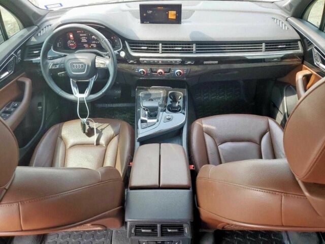 Белый Ауди Ку 7, объемом двигателя 3 л и пробегом 62 тыс. км за 8900 $, фото 7 на Automoto.ua