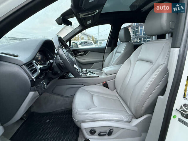 Белый Ауди Ку 7, объемом двигателя 3 л и пробегом 160 тыс. км за 21000 $, фото 12 на Automoto.ua