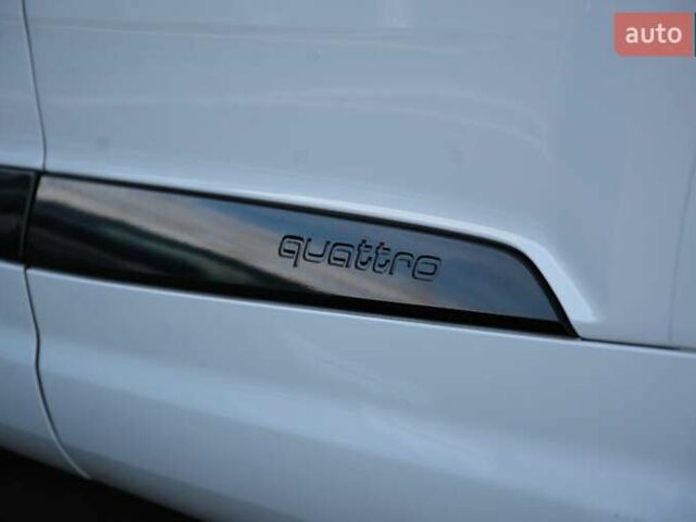 Білий Ауді Ку 7, об'ємом двигуна 3 л та пробігом 99 тис. км за 34999 $, фото 14 на Automoto.ua