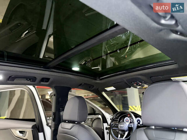 Білий Ауді Ку 7, об'ємом двигуна 3 л та пробігом 15 тис. км за 49000 $, фото 27 на Automoto.ua