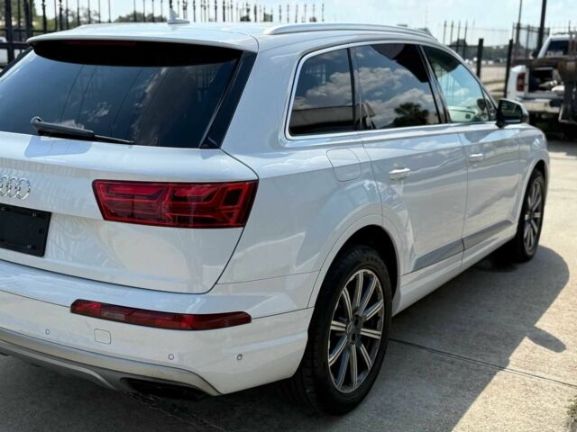 Белый Ауди Ку 7, объемом двигателя 0 л и пробегом 37 тыс. км за 15000 $, фото 3 на Automoto.ua