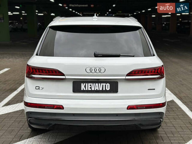 Белый Ауди Ку 7, объемом двигателя 3 л и пробегом 129 тыс. км за 42900 $, фото 7 на Automoto.ua