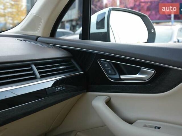 Білий Ауді Ку 7, об'ємом двигуна 3 л та пробігом 99 тис. км за 34999 $, фото 46 на Automoto.ua