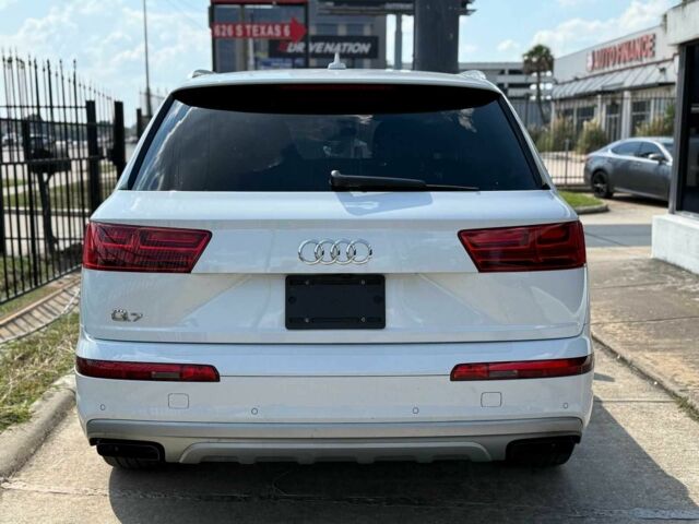 Белый Ауди Ку 7, объемом двигателя 0 л и пробегом 37 тыс. км за 15000 $, фото 4 на Automoto.ua