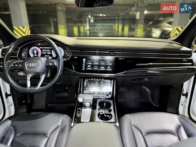 Ауді Ку 7 2019 у Києві на Automoto.ua Білий Ауді Ку 7, об'ємом двигуна 3 л та пробігом 15 тис. км за 51000 $, фото 30 на Automoto.ua