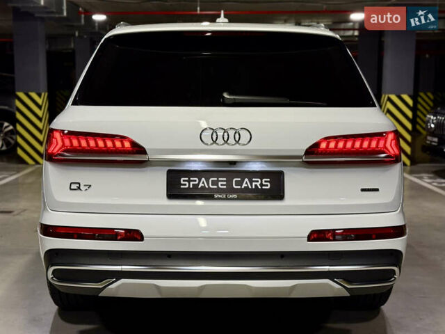 Білий Ауді Ку 7, об'ємом двигуна 3 л та пробігом 15 тис. км за 49000 $, фото 11 на Automoto.ua
