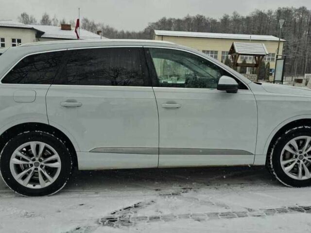 Білий Ауді Ку 7, об'ємом двигуна 2 л та пробігом 78 тис. км за 16500 $, фото 2 на Automoto.ua